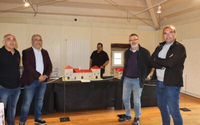 A exposición de maquetas sobre o patrimonio galego permanecerá nas Torres do Allo ata o mes de setembro